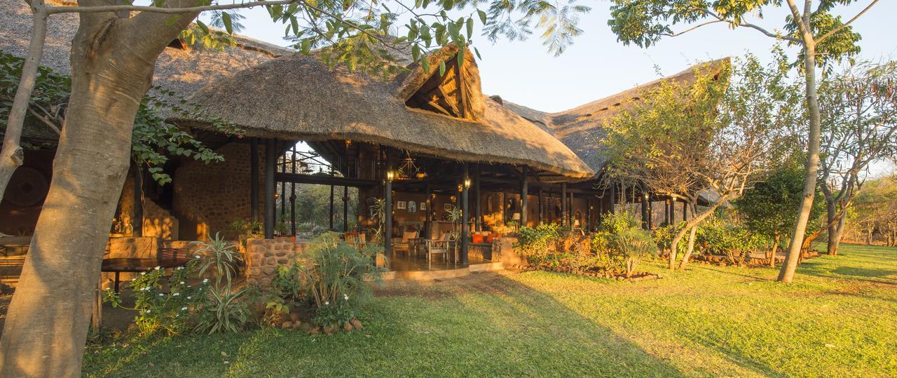 Stanley Safari Lodge ลิฟวิงสโตน ภายนอก รูปภาพ